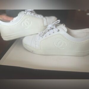 Chanel size 37.5 white sneakers! Only worn a couple times !